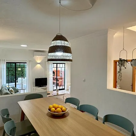 펜션 Noly By Check-in Portugal 알부페이라